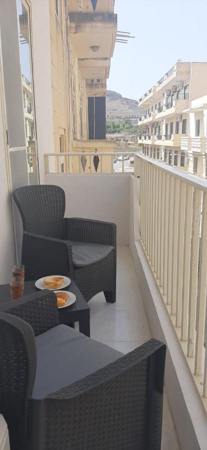 Your Basic Lodging Gozo Marsalforn Exterior photo